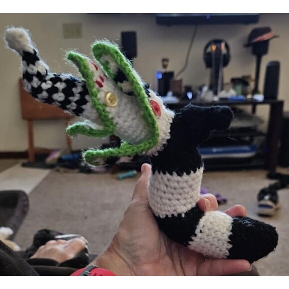 Handmade Crocheted Sandworm Inspired by Beetlejuice Sand Worm - Picture 5 of 5